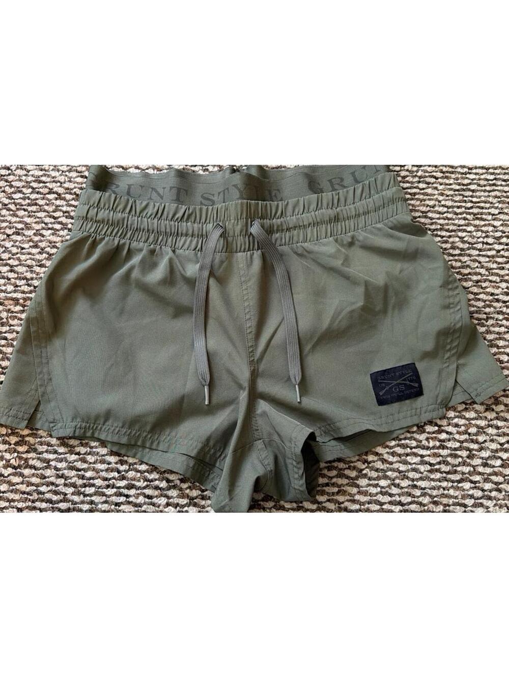 Grunt Style Women's Hybrid Shorts Green Size Large